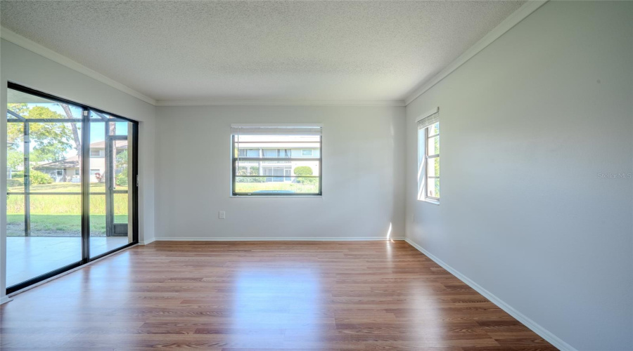 Sarasota, Florida 34231, 2 Bedroom Bedrooms, ,2 Bathroombathrooms,Residential,For Sale,Summer Side,0,Mfra4701861