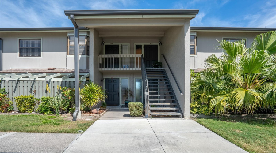 Sarasota, Florida 34231, 2 Bedroom Bedrooms, ,2 Bathroombathrooms,Residential,For Sale,Summer Side,0,Mfra4701861