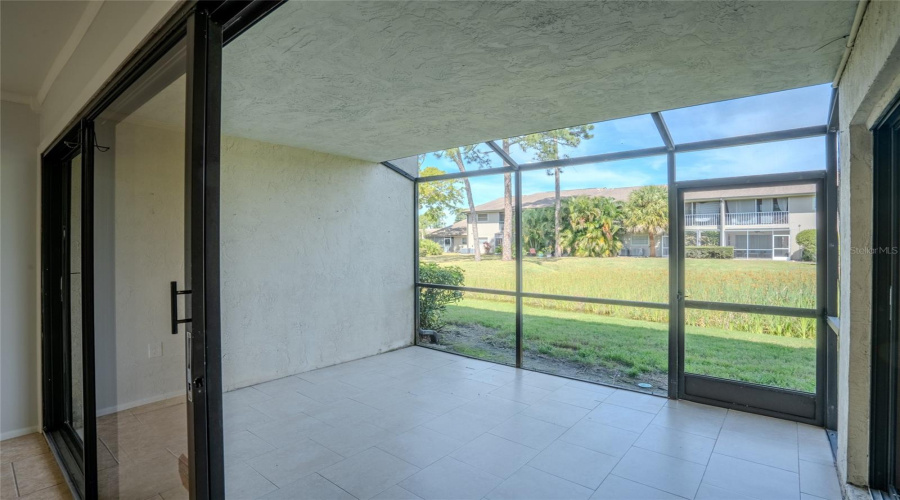 Sarasota, Florida 34231, 2 Bedroom Bedrooms, ,2 Bathroombathrooms,Residential,For Sale,Summer Side,0,Mfra4701861