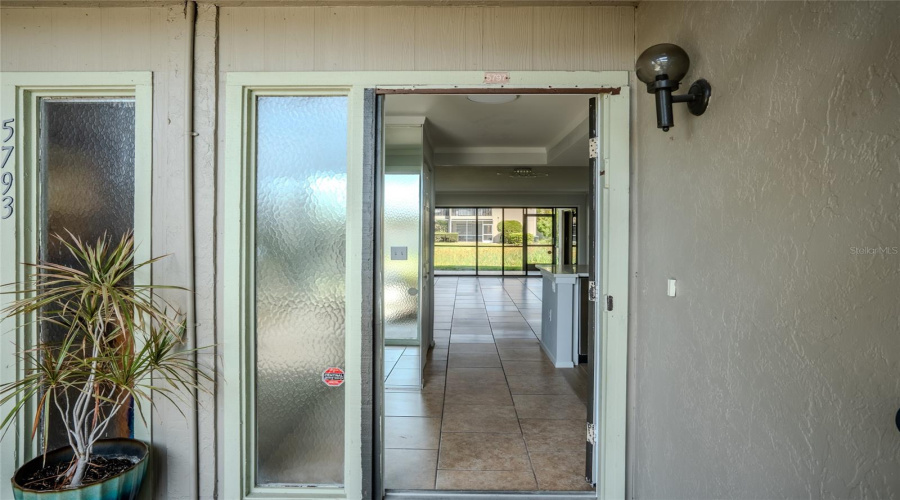 Sarasota, Florida 34231, 2 Bedroom Bedrooms, ,2 Bathroombathrooms,Residential,For Sale,Summer Side,0,Mfra4701861