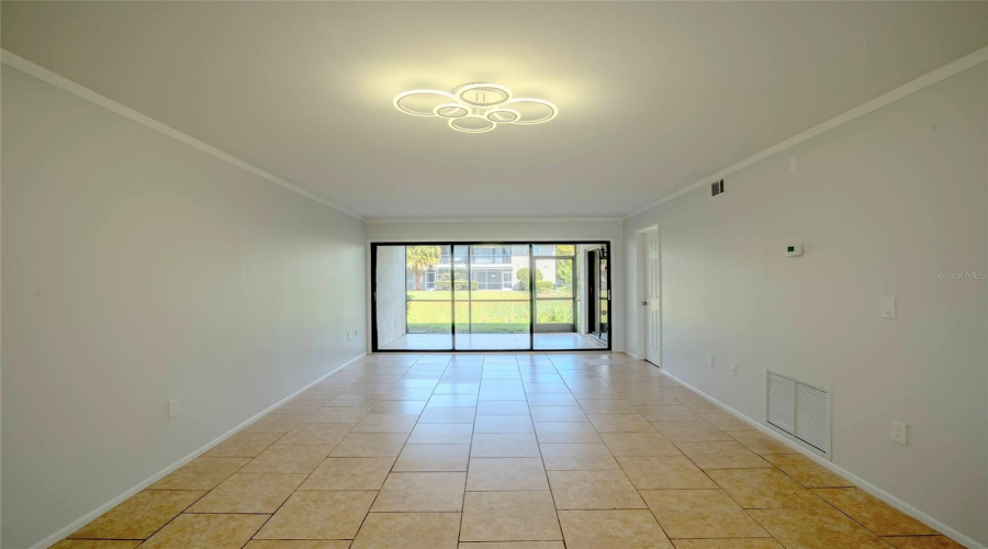 Sarasota, Florida 34231, 2 Bedroom Bedrooms, ,2 Bathroombathrooms,Residential,For Sale,Summer Side,0,Mfra4701861