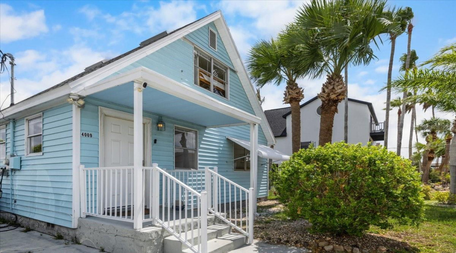 Hernando Beach, Florida 34607, 3 Bedroom Bedrooms, ,2 Bathroombathrooms,Residential,For Sale,Casa,0,Mfrtb8531815