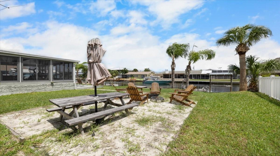 Hernando Beach, Florida 34607, 3 Bedroom Bedrooms, ,2 Bathroombathrooms,Residential,For Sale,Casa,0,Mfrtb8531815
