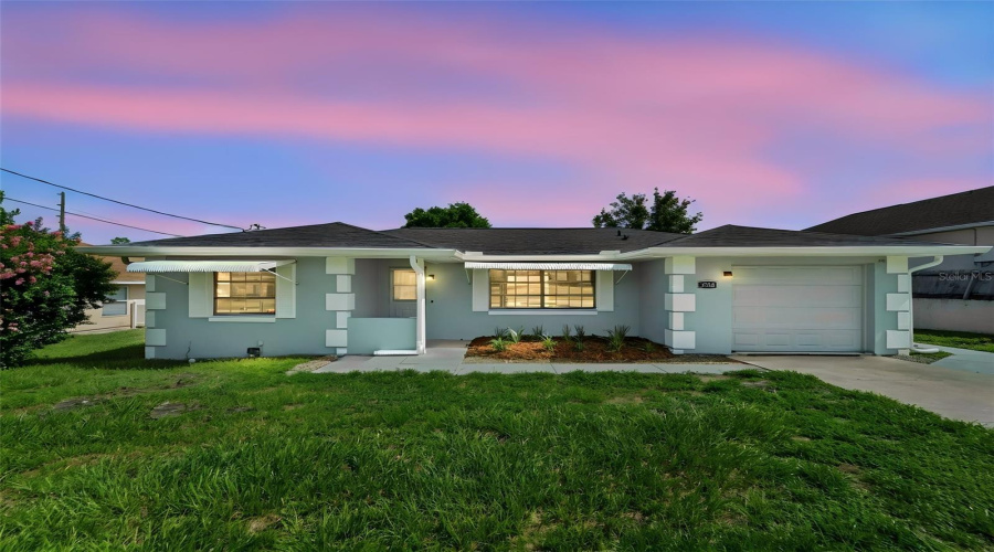 Deltona, Florida 32725, 2 Bedroom Bedrooms, ,2 Bathroombathrooms,Residential,For Sale,Old Mill,0,Mfrv4950236