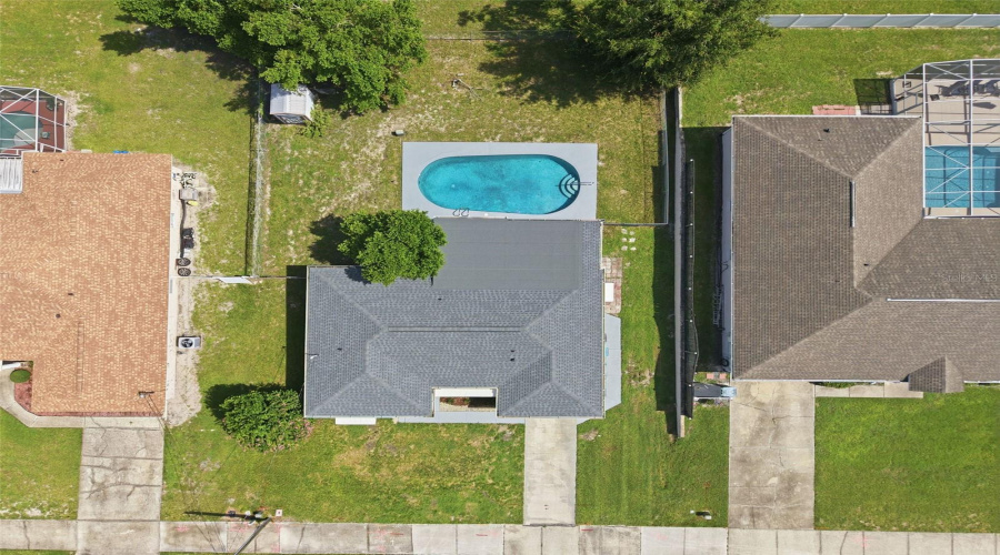 Deltona, Florida 32725, 2 Bedroom Bedrooms, ,2 Bathroombathrooms,Residential,For Sale,Old Mill,0,Mfrv4950236