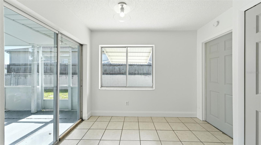Deltona, Florida 32725, 2 Bedroom Bedrooms, ,2 Bathroombathrooms,Residential,For Sale,Old Mill,0,Mfrv4950236