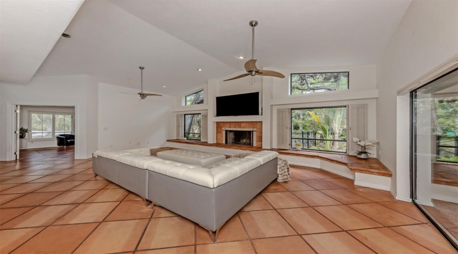 Venice, Florida 34292, 4 Bedroom Bedrooms, ,3 Bathroombathrooms,Residential,For Sale,Firetree,0,Mfro6436722