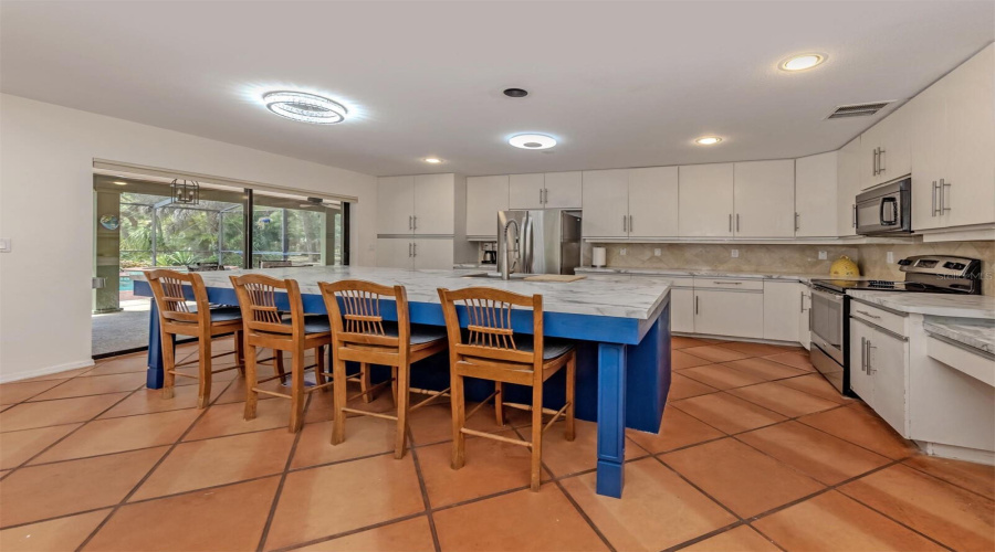 Venice, Florida 34292, 4 Bedroom Bedrooms, ,3 Bathroombathrooms,Residential,For Sale,Firetree,0,Mfro6436722