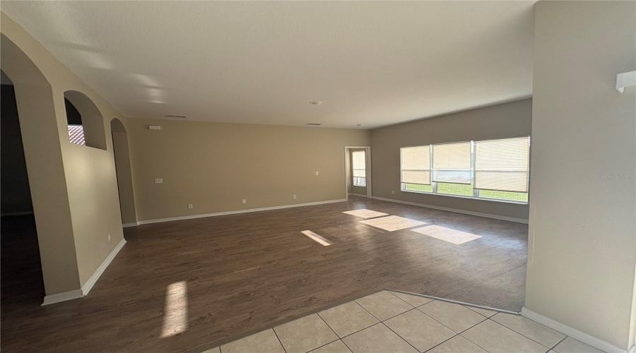 Bradenton, Florida 34203, 6 Bedroom Bedrooms, ,3 Bathroombathrooms,Residential,For Sale,46Th,0,Mfrtb8542077