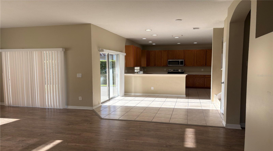 Bradenton, Florida 34203, 6 Bedroom Bedrooms, ,3 Bathroombathrooms,Residential,For Sale,46Th,0,Mfrtb8542077