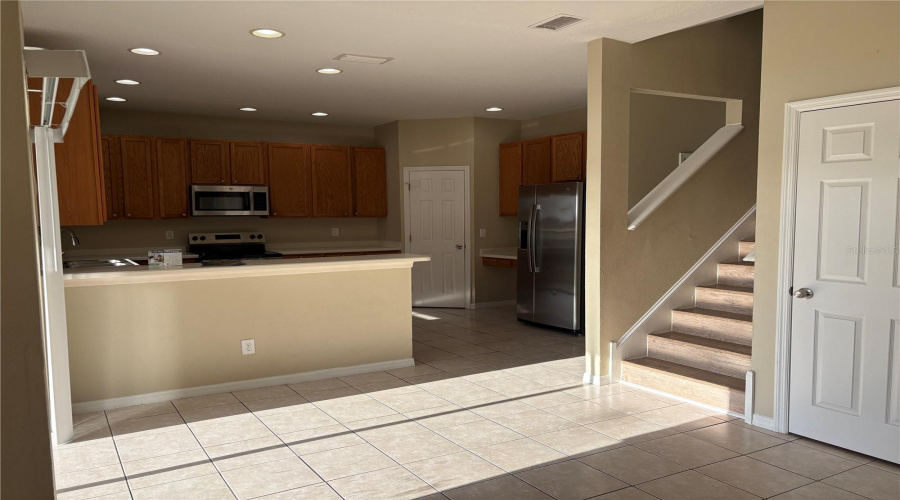 Bradenton, Florida 34203, 6 Bedroom Bedrooms, ,3 Bathroombathrooms,Residential,For Sale,46Th,0,Mfrtb8542077