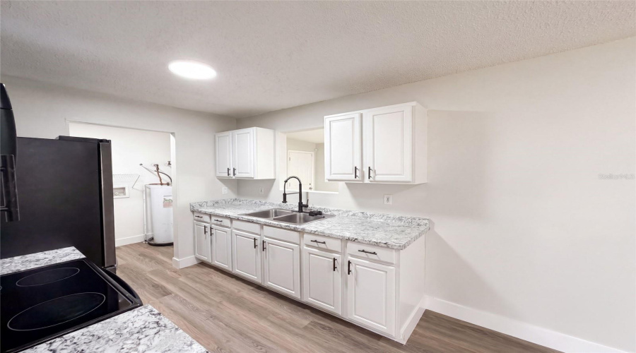 Orlando, Florida 32824, 3 Bedroom Bedrooms, ,2 Bathroombathrooms,Residential,For Sale,8Th,0,Mfro6436374