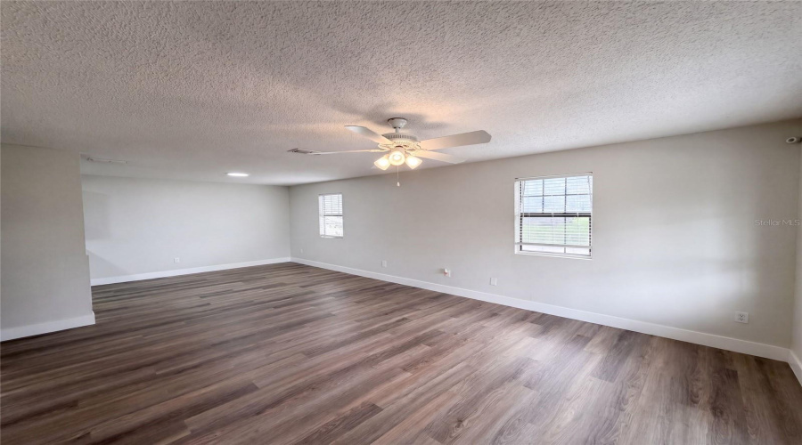 Orlando, Florida 32824, 3 Bedroom Bedrooms, ,2 Bathroombathrooms,Residential,For Sale,8Th,0,Mfro6436374