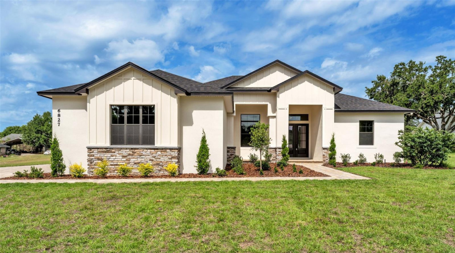 Lakeland, Florida 33813, 4 Bedroom Bedrooms, ,3 Bathroombathrooms,Residential,For Sale,Lakeland Highlands,0,Mfrl4961663
