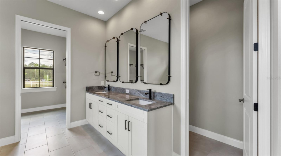 Lakeland, Florida 33813, 4 Bedroom Bedrooms, ,3 Bathroombathrooms,Residential,For Sale,Lakeland Highlands,0,Mfrl4961663