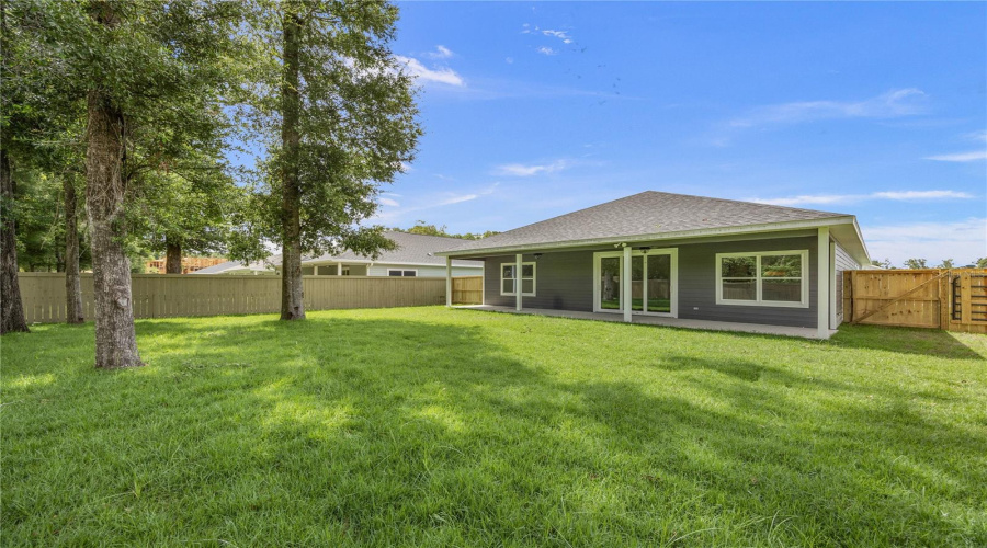 Gainesville, Florida 32607, 4 Bedroom Bedrooms, ,2 Bathroombathrooms,Residential,For Sale,67Th,0,Mfrgc538124