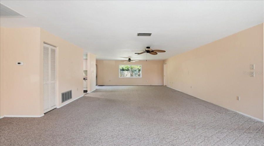 Sarasota, Florida 34232, 2 Bedroom Bedrooms, ,2 Bathroombathrooms,Residential,For Sale,Collins,0,Mfrtb8492643