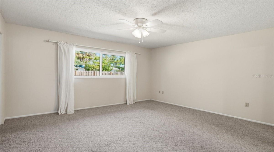 Sarasota, Florida 34232, 2 Bedroom Bedrooms, ,2 Bathroombathrooms,Residential,For Sale,Collins,0,Mfrtb8492643