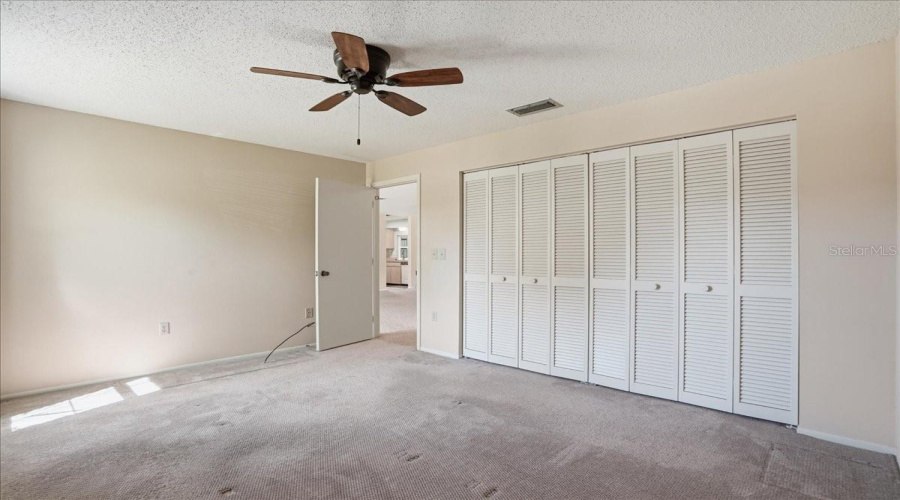 Sarasota, Florida 34232, 2 Bedroom Bedrooms, ,2 Bathroombathrooms,Residential,For Sale,Collins,0,Mfrtb8492643