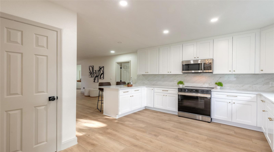 Ormond Beach, Florida 32176, 4 Bedroom Bedrooms, ,3 Bathroombathrooms,Residential,For Sale,Ray Mar,0,Mfro6420848