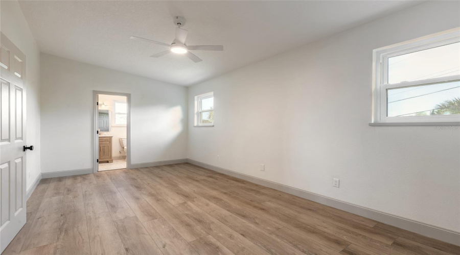Ormond Beach, Florida 32176, 4 Bedroom Bedrooms, ,3 Bathroombathrooms,Residential,For Sale,Ray Mar,0,Mfro6420848