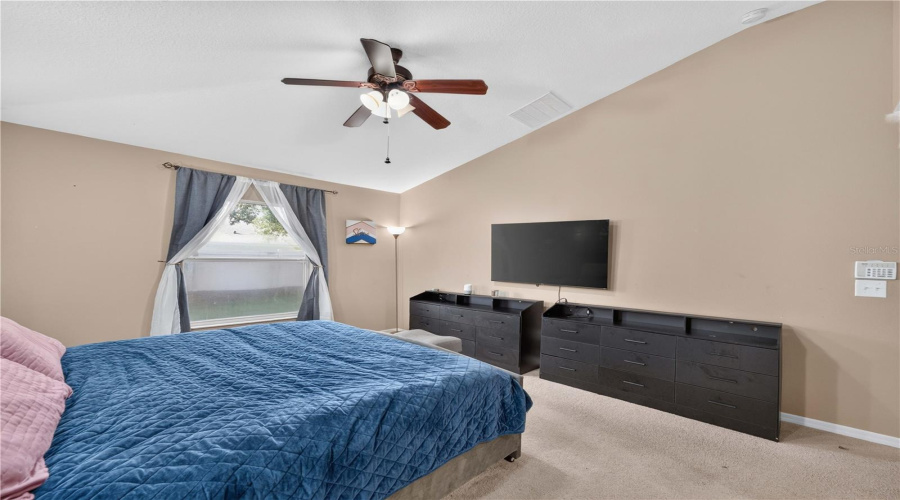 Mount Dora, Florida 32757, 4 Bedroom Bedrooms, ,2 Bathroombathrooms,Residential,For Sale,Briarcliff,0,Mfro6430492