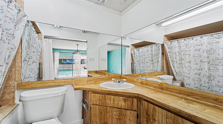 Port Richey, Florida 34668, 2 Bedroom Bedrooms, ,2 Bathroombathrooms,Residential,For Sale,Saybrook,0,Mfrtb8511307