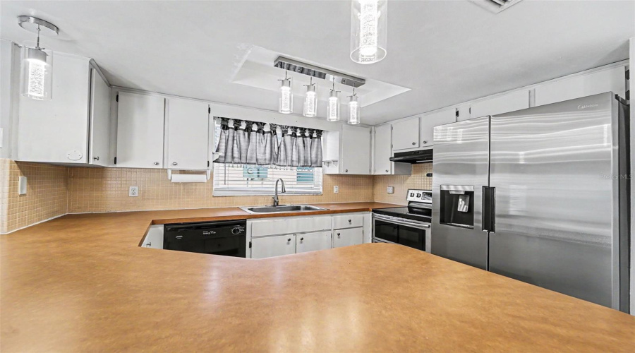 Port Richey, Florida 34668, 2 Bedroom Bedrooms, ,2 Bathroombathrooms,Residential,For Sale,Saybrook,0,Mfrtb8511307
