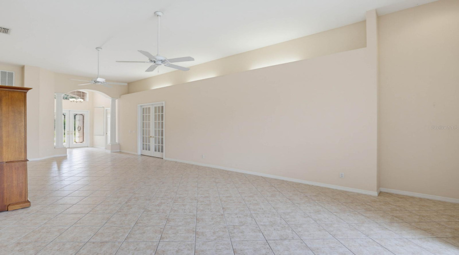 Palm Harbor, Florida 34685, 2 Bedroom Bedrooms, ,2 Bathroombathrooms,Residential,For Sale,Silk Oak,0,Mfrtb8540074