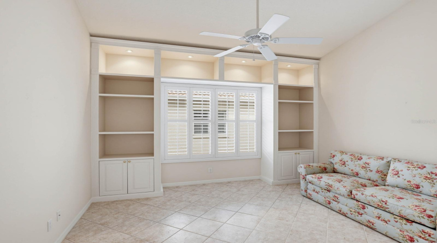 Palm Harbor, Florida 34685, 2 Bedroom Bedrooms, ,2 Bathroombathrooms,Residential,For Sale,Silk Oak,0,Mfrtb8540074