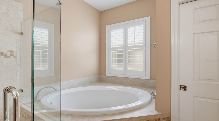 Palm Harbor, Florida 34685, 2 Bedroom Bedrooms, ,2 Bathroombathrooms,Residential,For Sale,Silk Oak,0,Mfrtb8540074