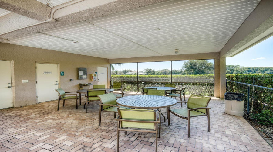 Palm Harbor, Florida 34685, 2 Bedroom Bedrooms, ,2 Bathroombathrooms,Residential,For Sale,Silk Oak,0,Mfrtb8540074