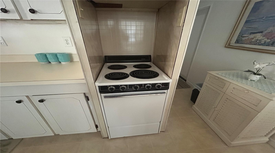 Largo, Florida 33778, 1 Bedroom Bedrooms, ,1 Bathroombathrooms,Residential,For Sale,Seminole,0,Mfrtb8514198