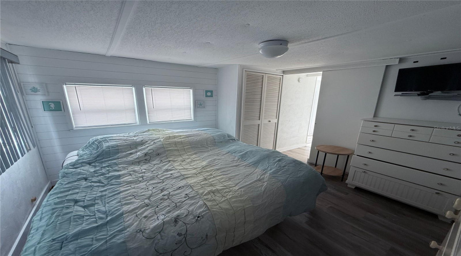 Largo, Florida 33778, 1 Bedroom Bedrooms, ,1 Bathroombathrooms,Residential,For Sale,Seminole,0,Mfrtb8514198