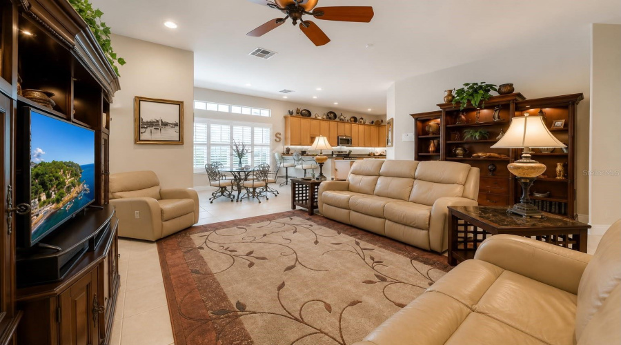 Kissimmee, Florida 34744, 4 Bedroom Bedrooms, ,3 Bathroombathrooms,Residential,For Sale,Bridgets,0,Mfrs5154057