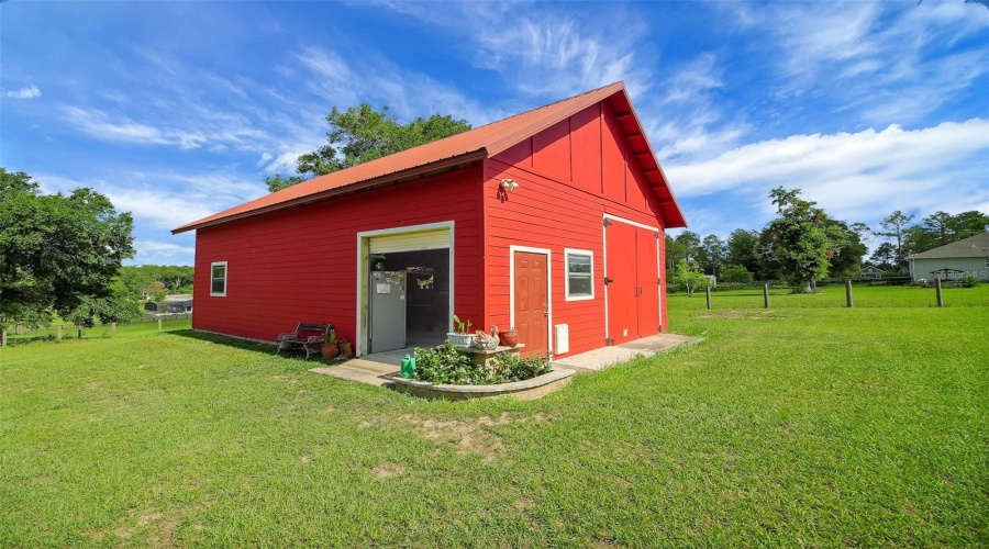 Barn