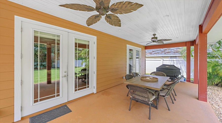 Sarasota, Florida 34239, 3 Bedroom Bedrooms, ,2 Bathroombathrooms,Residential,For Sale,Hyde Park,0,Mfra4700669