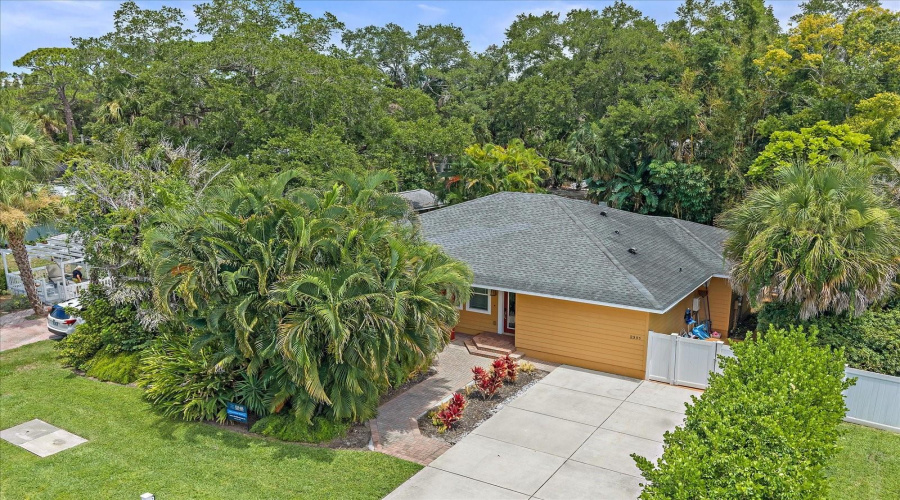 Sarasota, Florida 34239, 3 Bedroom Bedrooms, ,2 Bathroombathrooms,Residential,For Sale,Hyde Park,0,Mfra4700669