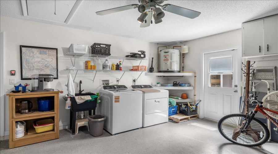 Hernando Beach, Florida 34607, 2 Bedroom Bedrooms, ,2 Bathroombathrooms,Residential,For Sale,Carlos,0,Mfrtb8526352