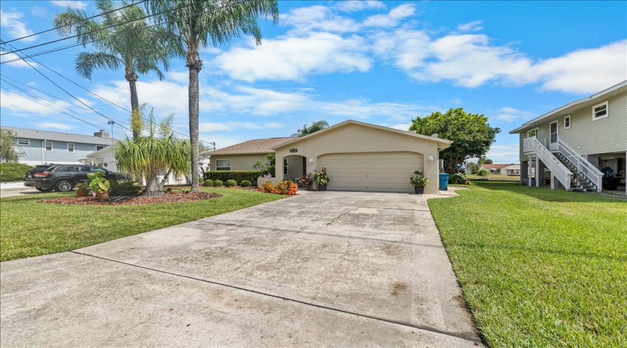 Hernando Beach, Florida 34607, 2 Bedroom Bedrooms, ,2 Bathroombathrooms,Residential,For Sale,Carlos,0,Mfrtb8526352