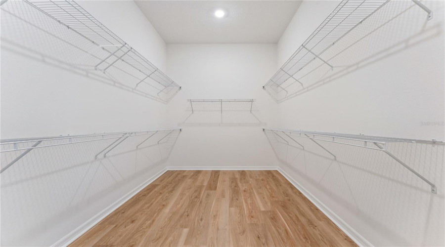 Spacious Walk-In