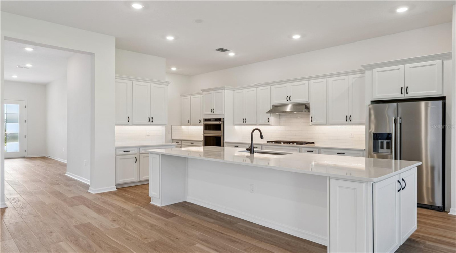 Under Cabinet Lighting &Amp; Siberian Frost Quartz