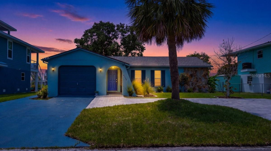 Hernando Beach, Florida 34607, 4 Bedroom Bedrooms, ,2 Bathroombathrooms,Residential,For Sale,Tampico,0,Mfrtb8536742