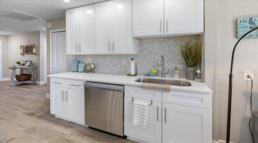 Hernando Beach, Florida 34607, 4 Bedroom Bedrooms, ,2 Bathroombathrooms,Residential,For Sale,Tampico,0,Mfrtb8536742