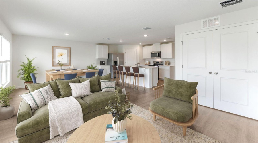 Ormond Beach, Florida 32174, 3 Bedroom Bedrooms, ,2 Bathroombathrooms,Residential,For Sale,Morning Walk,0,Mfro6408892