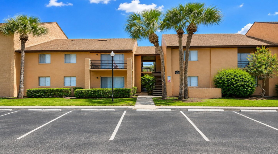 Orlando, Florida 32839, 2 Bedroom Bedrooms, ,2 Bathroombathrooms,Residential,For Sale,Via Hacienda,0,Mfrs5155077
