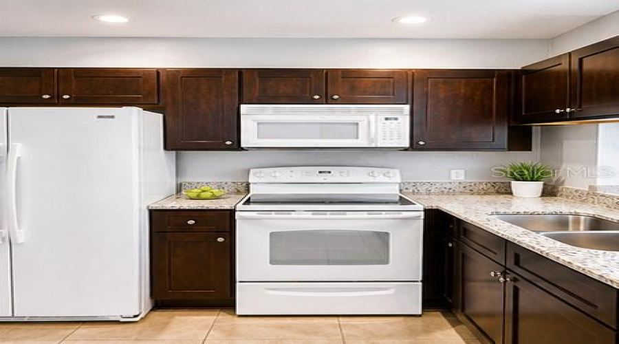Orlando, Florida 32839, 2 Bedroom Bedrooms, ,2 Bathroombathrooms,Residential,For Sale,Via Hacienda,0,Mfrs5155077