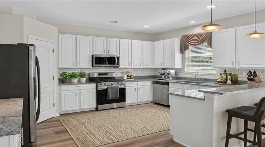 Tampa, Florida 33647, 4 Bedroom Bedrooms, ,3 Bathroombathrooms,Residential,For Sale,Lucaya,0,Mfra4703986