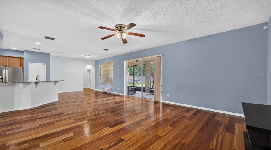 Orlando, Florida 32829, 4 Bedroom Bedrooms, ,3 Bathroombathrooms,Residential,For Sale,Chelsea Harbour,0,Mfro6420364