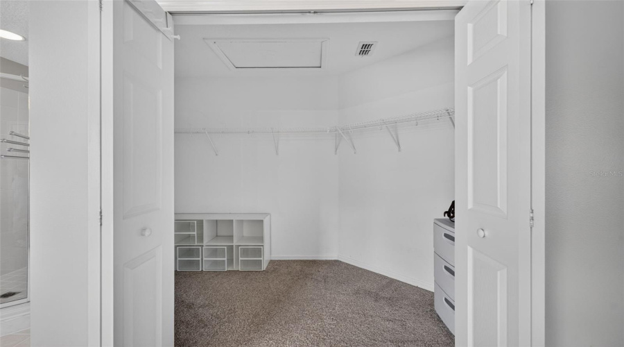 Walkin Closet